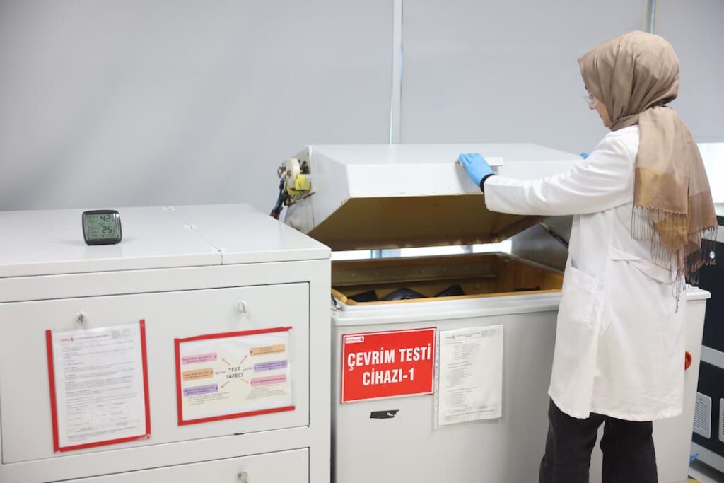Karakaya86 laboratuvarında nem testi